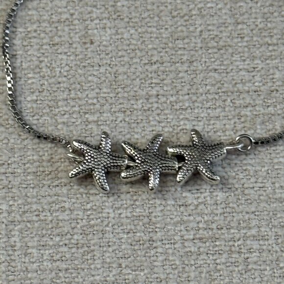 Adjustable Slider Bracelet with Silver Starfish - Picture 4 of 5